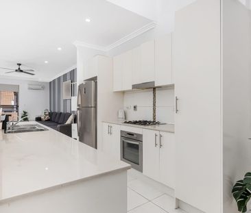 Bright & Spacious Two-Bedroom home in the Popular Sunora Complex - Photo 6