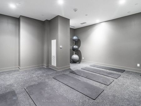 For Lease - 1787 St Clair Avenue Unit# 429, Toronto, Ontario - Photo 2