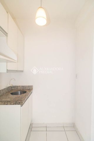 Apartamento JK com 1 quarto e 30m² para alugar em Centro Histórico, Porto Alegre. - Foto 5