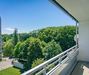 1-Raum-Wohnung mit Einbauküche und Balkon - Photo 2