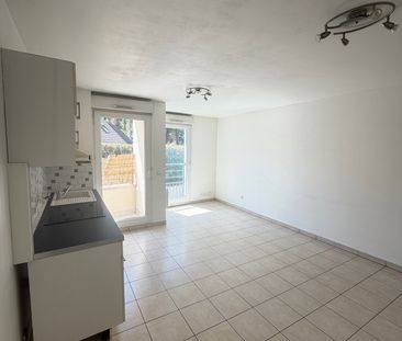 Location Appartement 2 pièces 45m² CLAYE SOUILLY 77410 - Photo 2