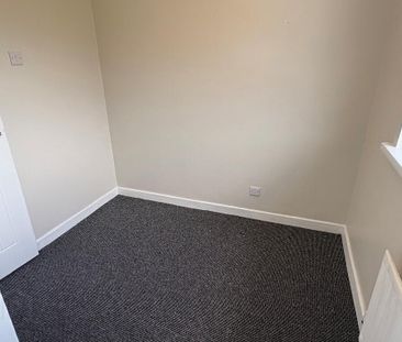 73 Ransevyn Park, Whitehead, Carrickfergus, BT38 9LZ - Photo 3