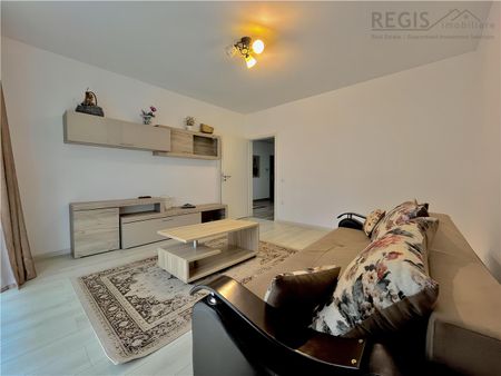 Apartament 2 Camere Decomandat in Qualis cu Parcare Coresi - Fotografie 2