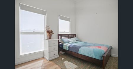 Beautifully Renovated with Large Yard - Photo 5