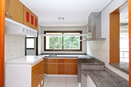 Apartamento com 2 quartos e 150m² para alugar em Moinhos de Vento, Porto Alegre. - Photo 4