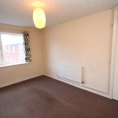 Park Crescent Place, Brighton, BN2 3HG 2 bedroom apartment to rent - Photo 1