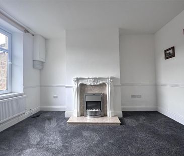 2 bedroom cottage to rent - Photo 1