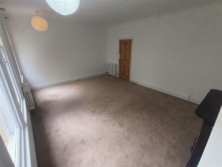 4 bedroom terraced house to rent - Photo 5