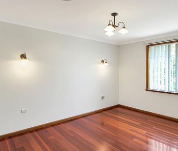 Oversized Four-Bedroom House in Prinme location - Photo 5