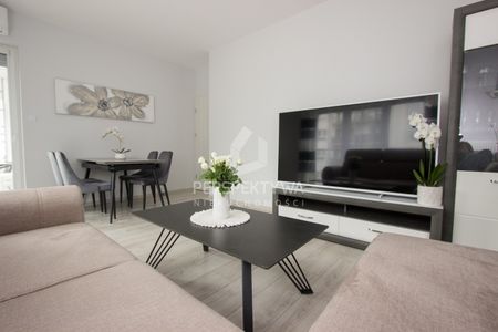 DO WYNAJĘCIA APARTAMENT Z GARAŻEM. UL. SUWALSKA - Zielona Góra - Фото 3