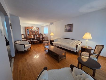 For Lease - 1622 Anworld Court, Mississauga, Ontario - Photo 2