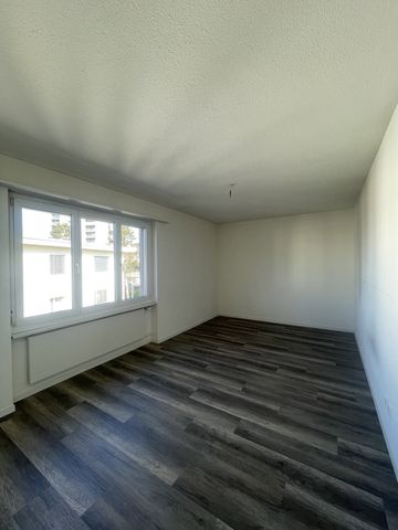 3.5 Zimmer, 76 m², 2. Stock - Photo 2