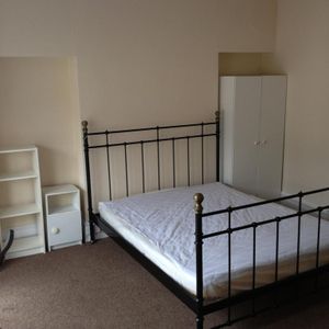 2 bedroom house to rent - Photo 2