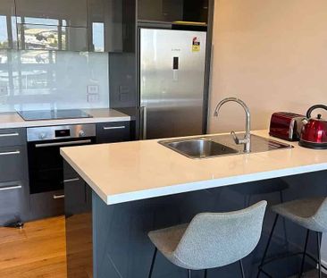 Stylish 1BR Apt Manukau, Power Water Carpark incl - Photo 3