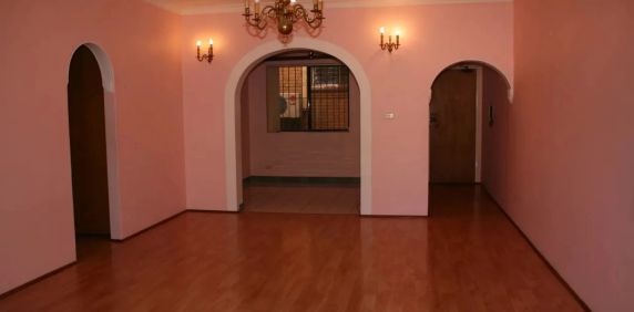 Spacious Two Bedroom Unit in Allawah - Photo 2