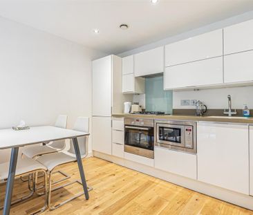 South croydon, 137 sanderstead road - Photo 3