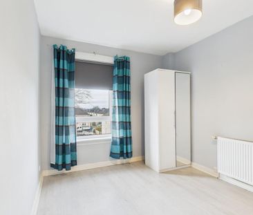 2 bedroom semi-detached house to rent - Photo 5