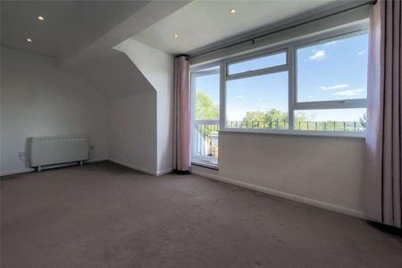 Lyonsdown Road, New Barnet, Barnet, Hertfordshire, EN5 - Photo 2