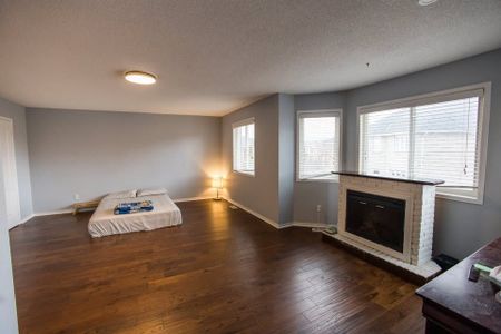 For Lease - 81 Crown Victoria ( Upper) Drive, Brampton, Ontario - Photo 2