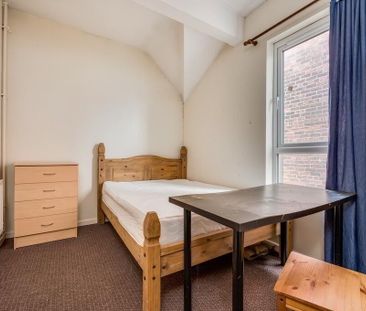 Flat 2, 3 Edinburgh Street, Belfast, BT9 7DS - Photo 2