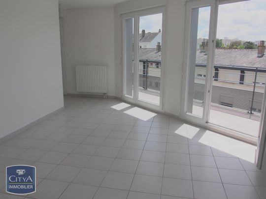 Location Appartement 4 pièces 78m² ANGERS 49100 - Photo 1