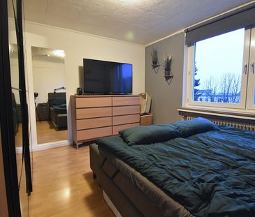 Drei-Zimmer-Wohnung, 2. OG, modernes Bad, Solingen-Höhscheid. - Foto 2