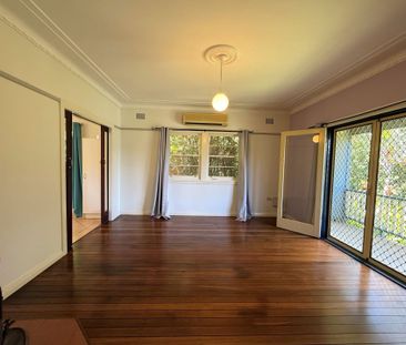 Charming 2-Bedroom Home with Character in Coffs Harbour - Photo 4