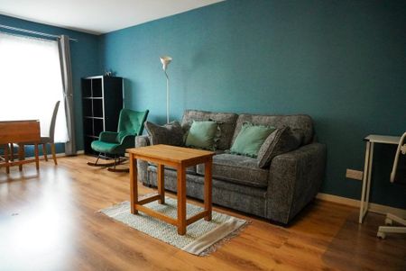1 bedroom flat to rent - Photo 2