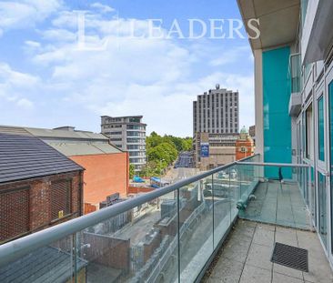1 bedroom flat to rent - Photo 3