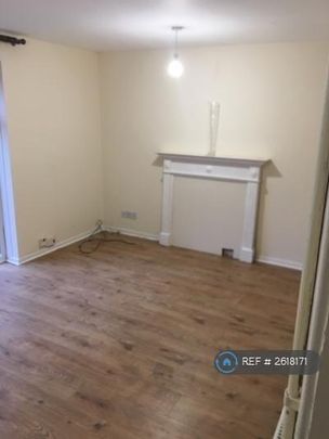 3 bedroom detached house to rent - Photo 1