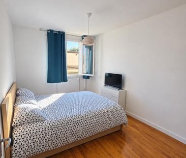 Location Appartement 3 pièces 75m² RUMILLY 74150 - Photo 3