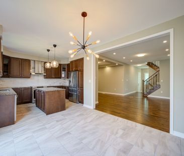 For Lease - 396 Thomas Phillips Drive, Aurora, Ontario - Photo 6
