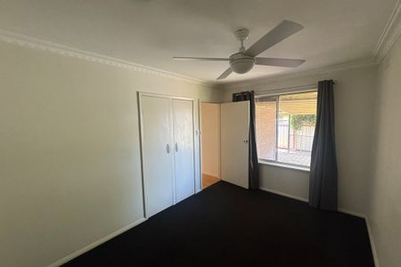 3 BEDOOM HOME NEXT TO BROKEN RIVER & RENOVATED KITCHEN! - Photo 4