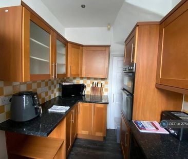 2 bedroom terraced house to rent - Photo 3