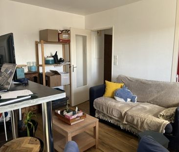 Location Appartement 1 pièce 37m² GRANVILLE 50400 - Photo 1