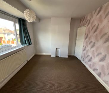 Brinsworth Hall Avenue, Brinsworth, S60 5EH - Photo 2