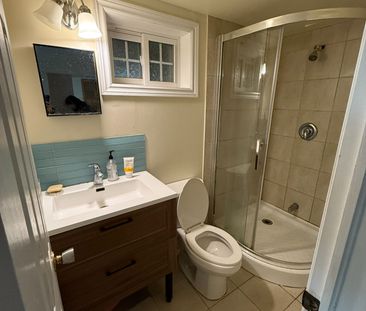 For Lease - 89 Cartier Crescent Unit# Basement-Main Bedroom, Richmo... - Photo 4