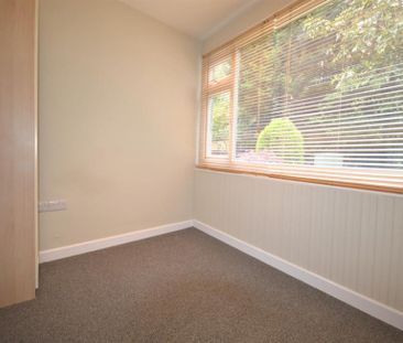 3 Bedroom Terraced To Let - Photo 5