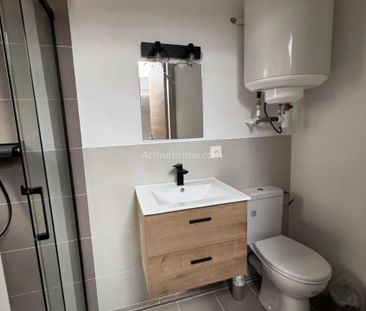Location Appartement 2 pièces 40 m2 à Aubagne - Photo 2