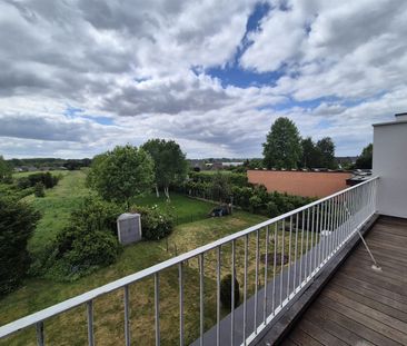 Energiezuinig gerenoveerd appartement met prachtig uitzicht. - Photo 2