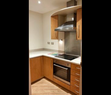 2 Bed Flat, George Street, B3 - Photo 6