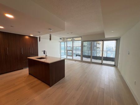For Lease - 3 Concord Cityplace Way Unit# 6705, Toronto, Ontario - Photo 4