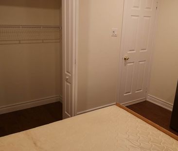 For Lease - 19 Dunsfold Drive Unit# 2, Toronto, Ontario - Photo 4