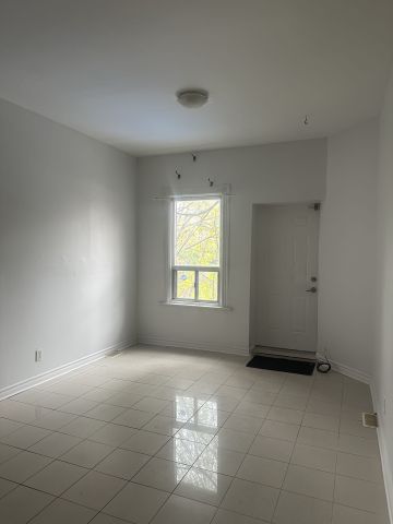 For Lease - 1504 Queen Street Unit# 2B, Toronto, Ontario - Photo 3