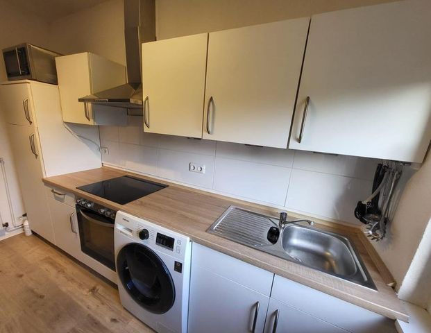 Gepflegte 2-Zimmerwohnung mit Einbauküche - Photo 1