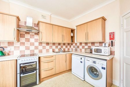 1 bedroom flat to rent - Photo 5