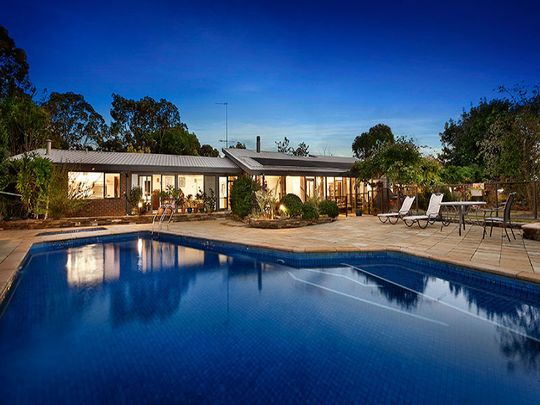 Resort-Style Luxury Living in Templestowe - $2000/week - Photo 1