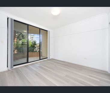 Spacious Apartment in Tranquil Setting - Photo 2