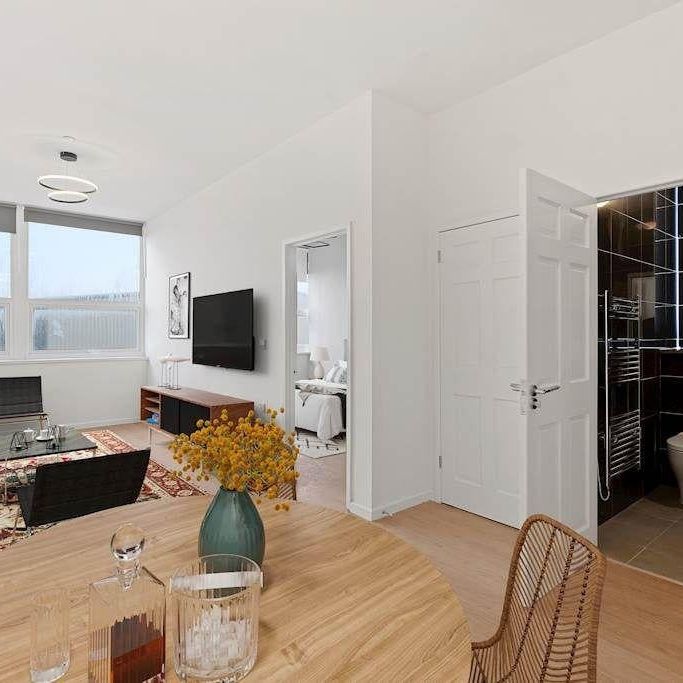 2 Bed Flat, Hawthorns Apartments, B66 - Photo 1