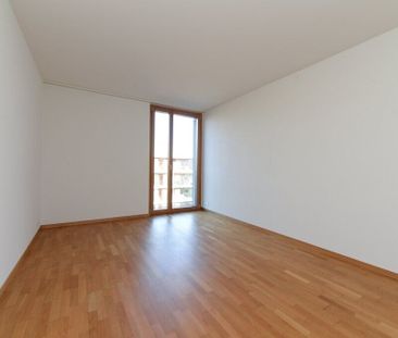 In Nähe Zentrum mit grossem Balkon - Photo 1